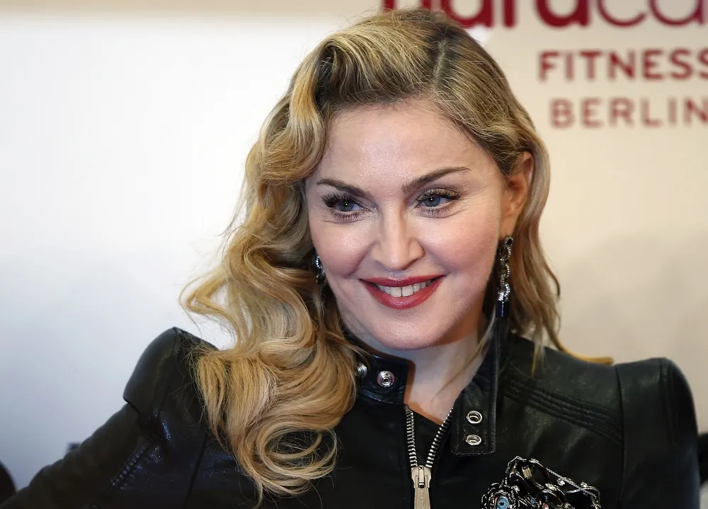 5654870-madonna.jpg