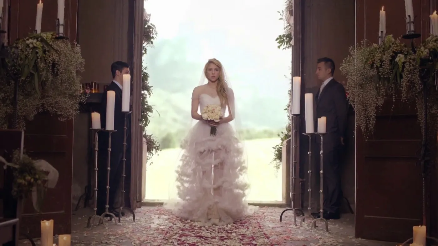 Shakira zjawiskowo piękna na ślubnym kobiercu [ZDJĘCIA]