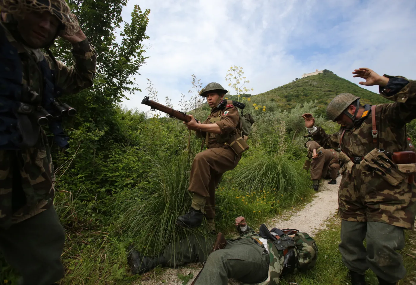 6302150-monte-cassino-rekonstrukcja-inscenizacja.jpg