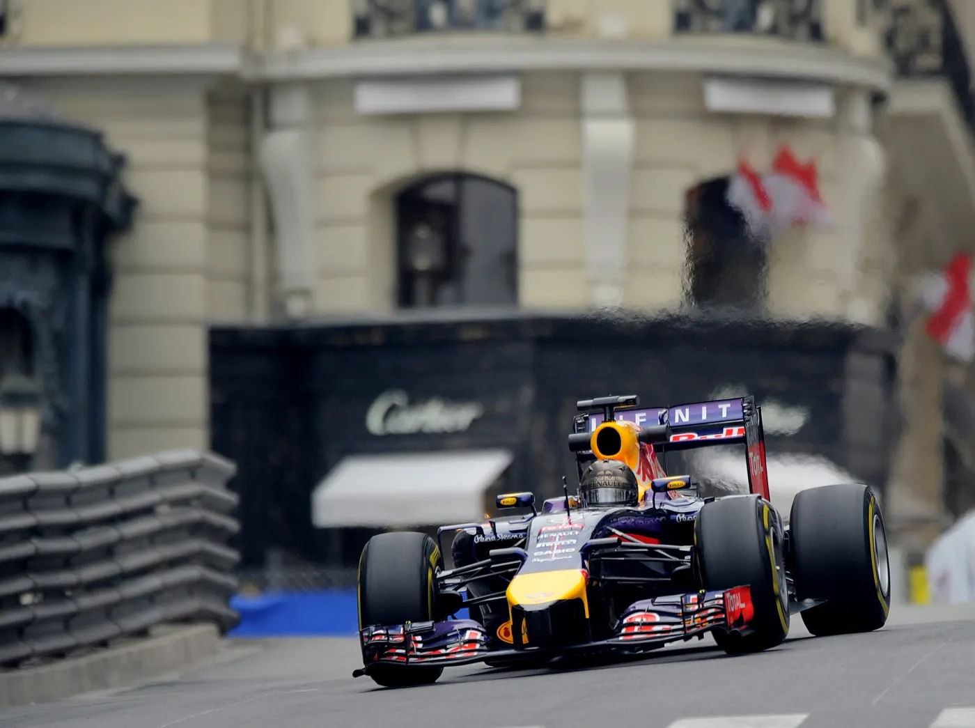 6324308-lewis-hamilton-najszybszy-na-pierwszym.jpg