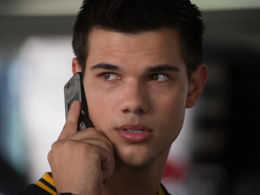 Taylor Lautner po drugiej stronie