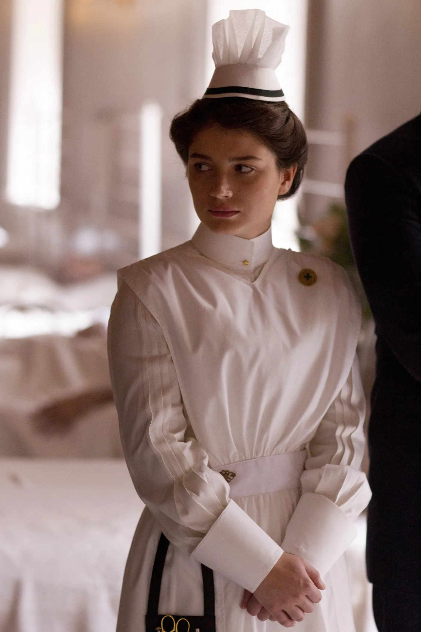 6596160-eve-hewson-jako-lucy-elkins-w-serialu.jpg