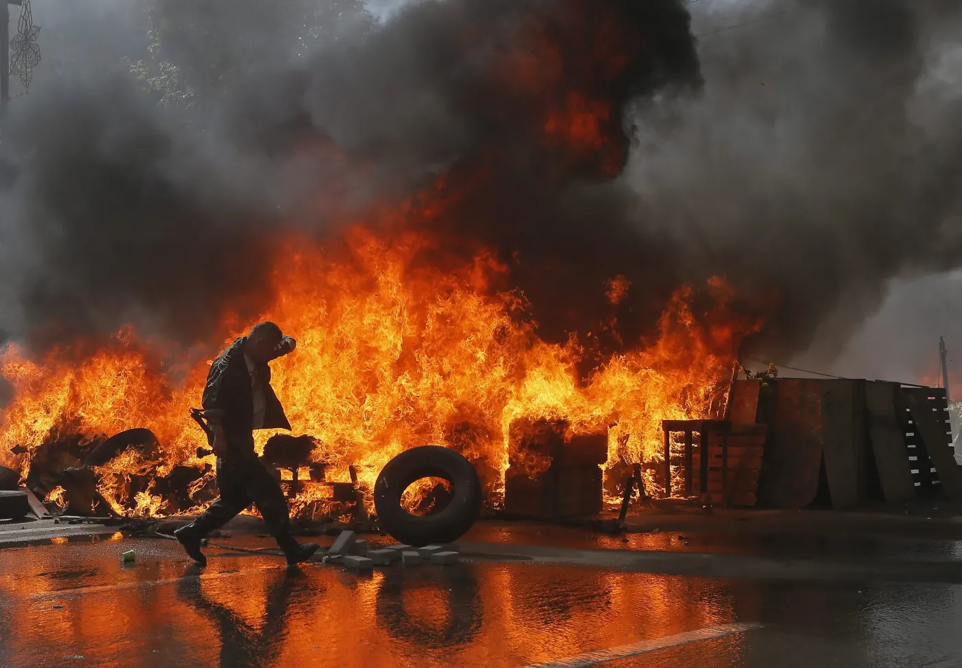 Kliczko wygrał z Majdanem. Centrum Kijowa pustoszeje