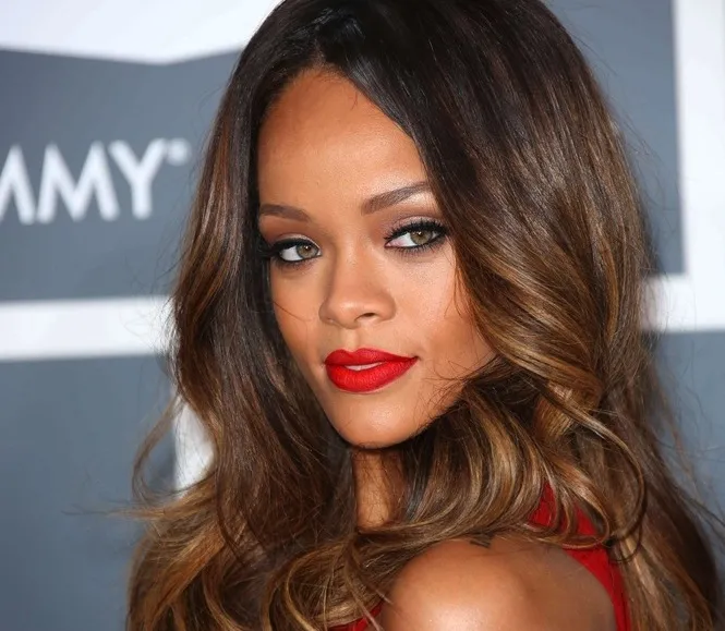 5013047-rihanna.jpg
