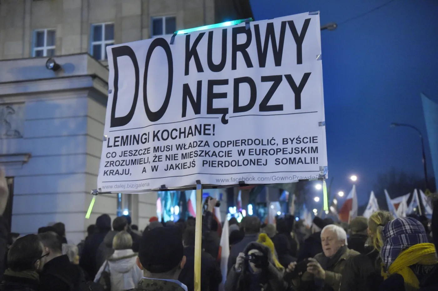 Manifestacja przed siedzibą Państwowej Komisji Wyborczej