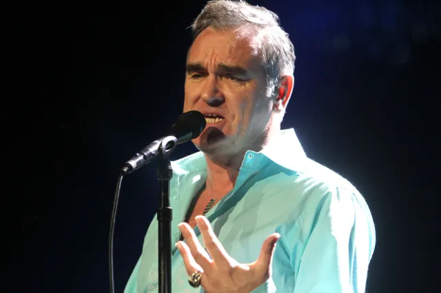 Morrissey mógłby się od nich uczyć. Gwiazdy, które nie strzelają focha na scenie [ZDJĘCIA]