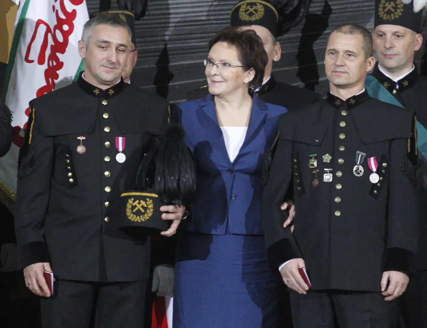 7154228-premier-ewa-kopacz-podczas-uroczystosci.jpg