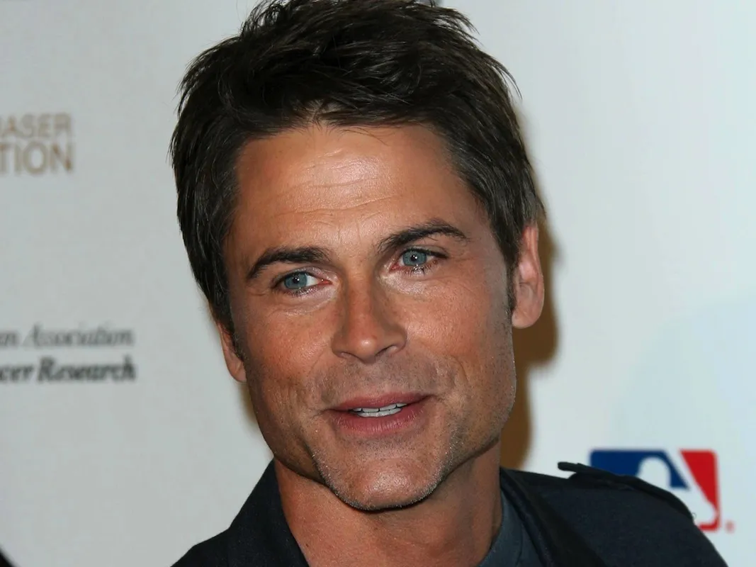 7229374-rob-lowe.jpg
