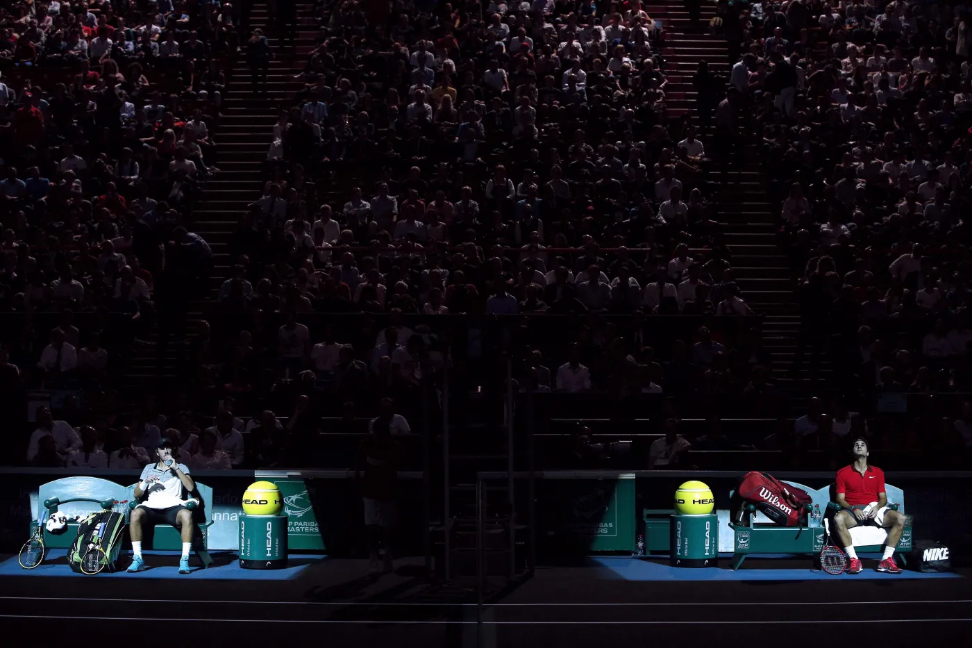7246294-roger-federer-i-lucas-pouille-podczas.jpg