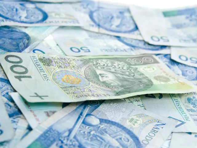 Wyłudzili 100 tys. zł jednego dnia. Metoda "na wnuczka" ciągle skuteczna