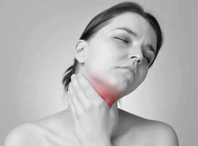 Zapalenie tarczycy to zawsze choroba Hashimoto? [OBJAWY]