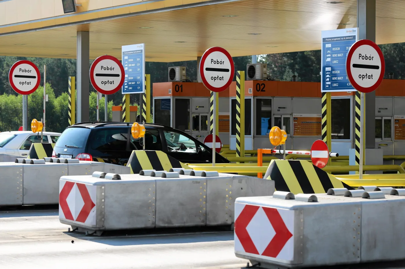 Bramki do poboru opłat na autostradzie A1