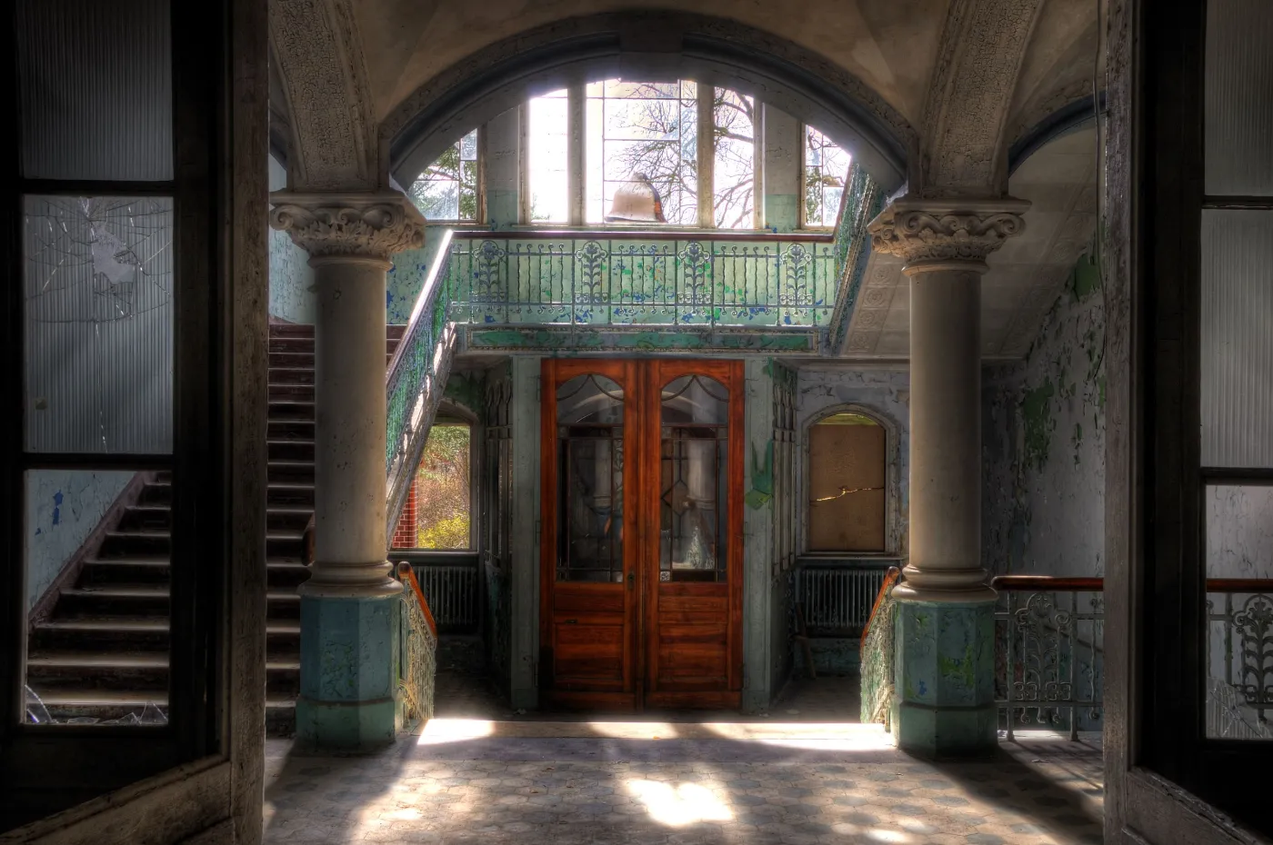 7694243-opuszczony-szpital-beelitz-heilst-tten.jpg