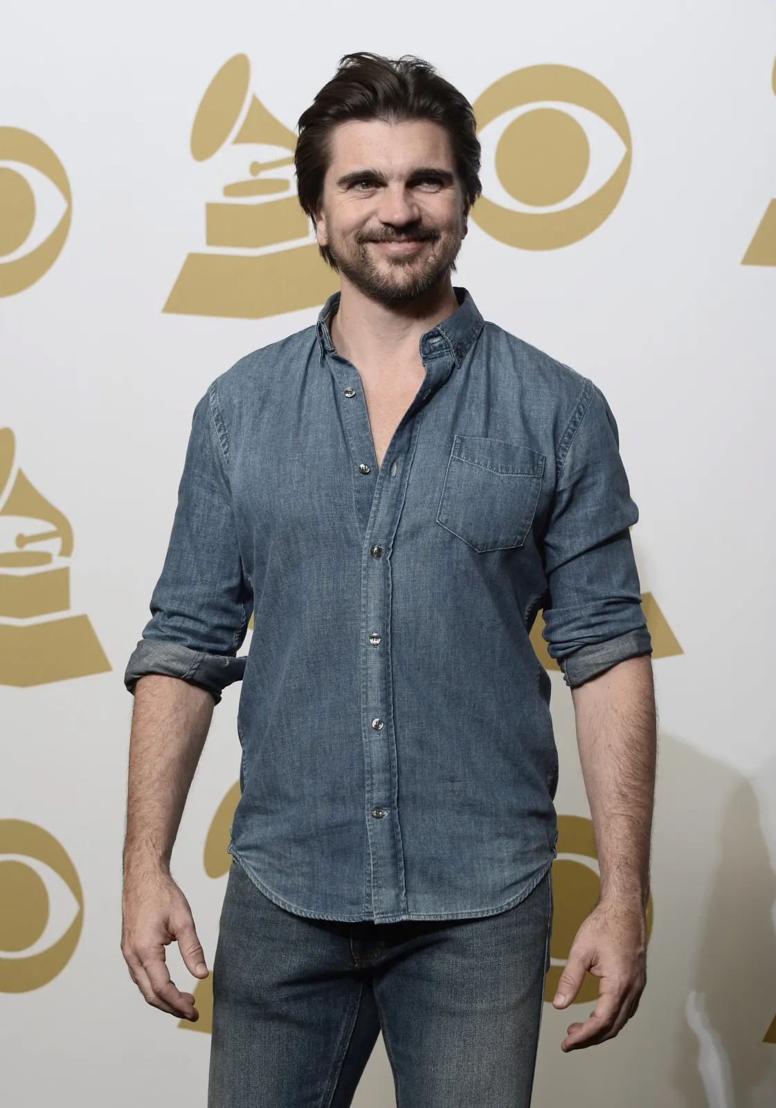 7407336-juanes.jpg
