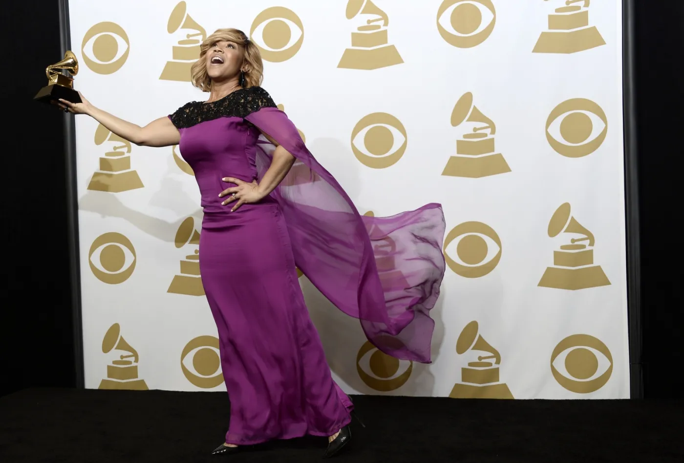 7402849-erica-campbell-nagrodzona-za-najlepszy.jpg