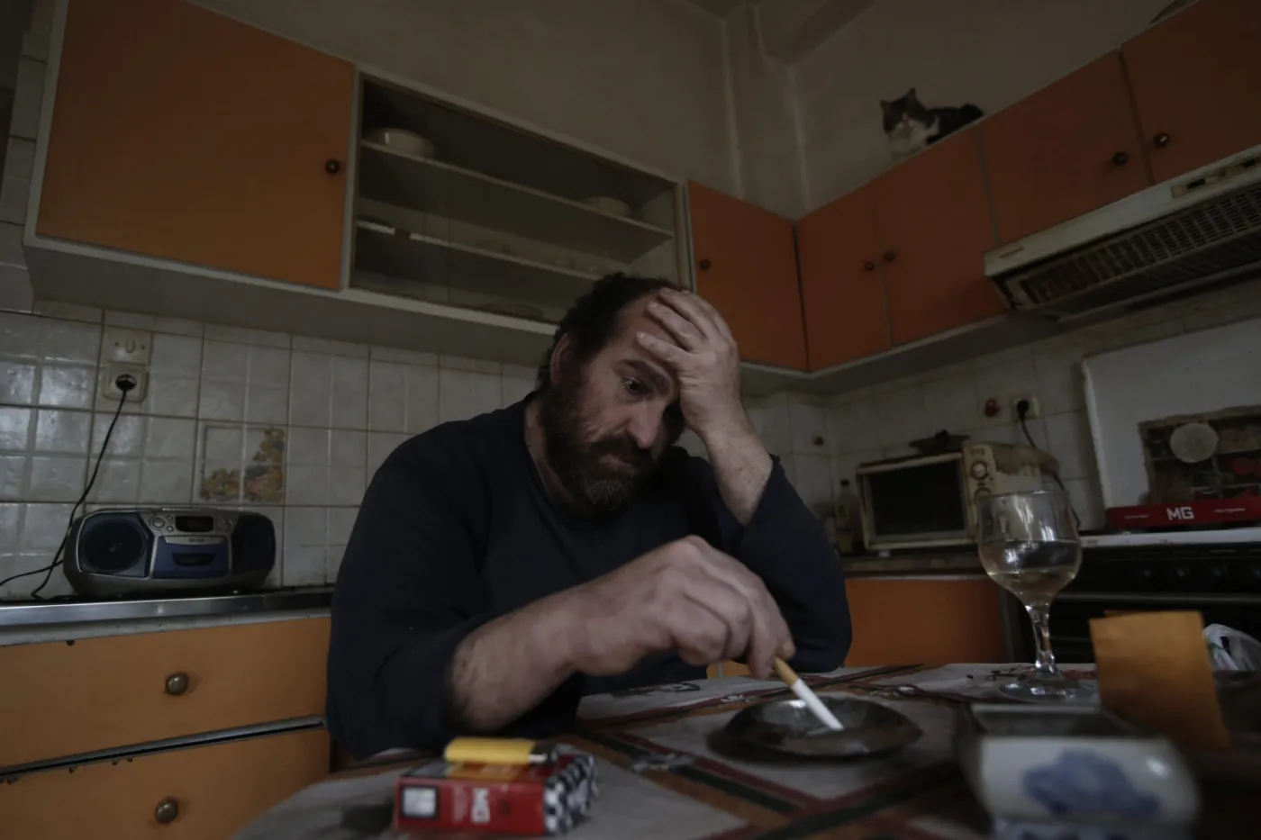 7937648-grecja-bezrobotny-iakovos-z-przedmiesc.jpg