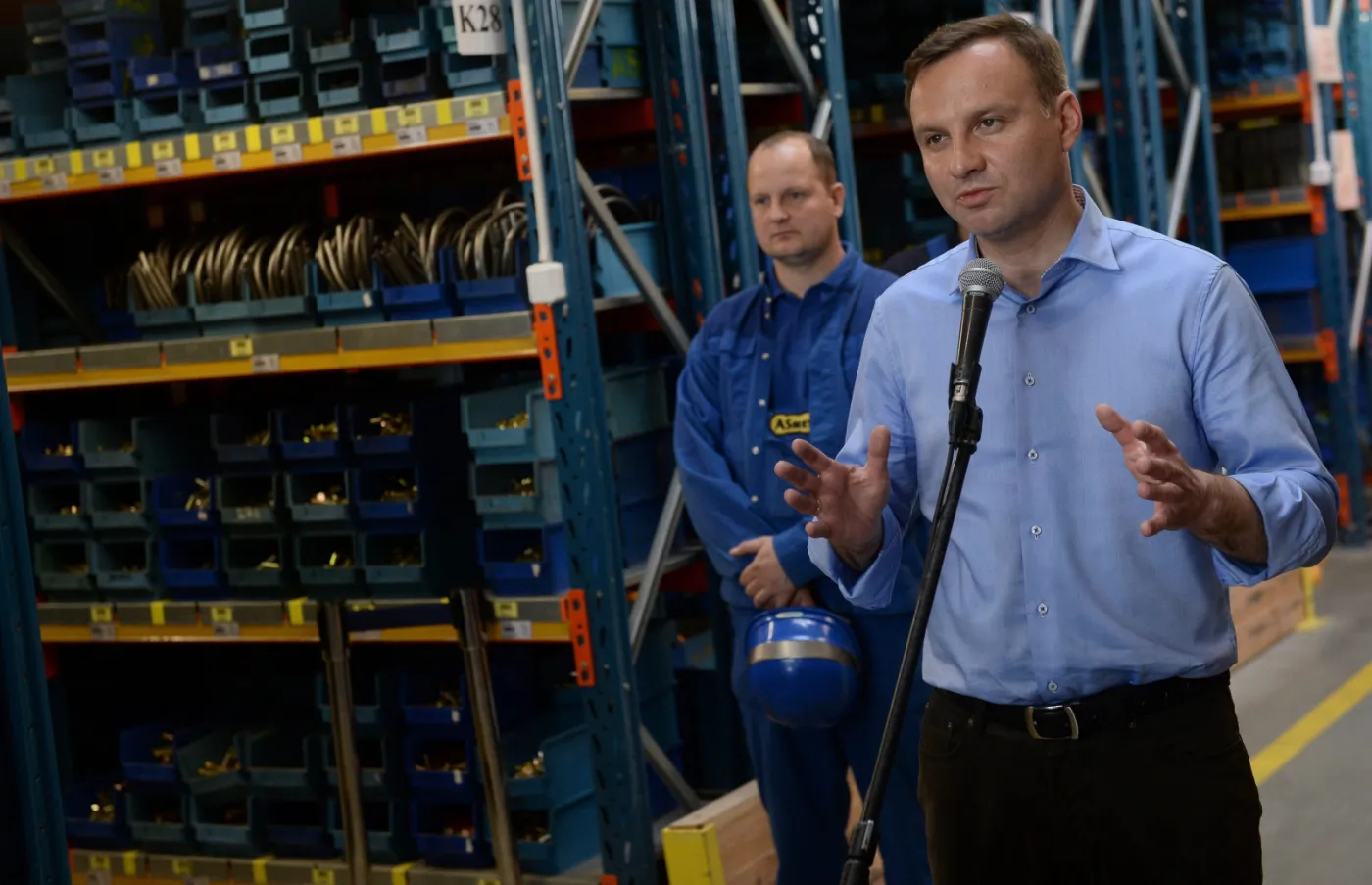 7765011-andrzej-duda-podczas-wizyty-w-zakladzie.jpg
