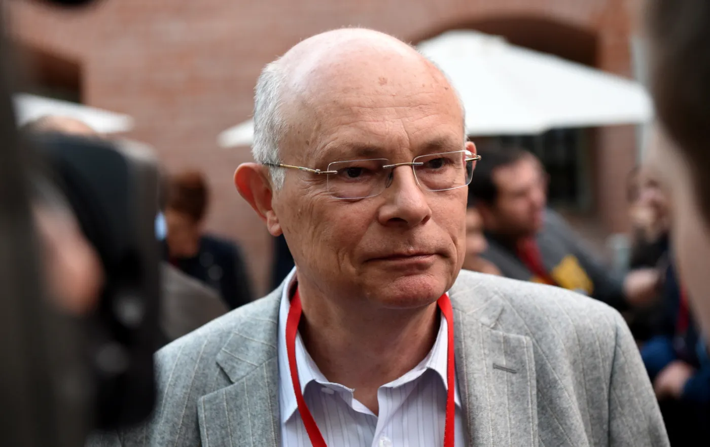 7804781-marek-borowski-na-wieczorze-wyborczym.jpg