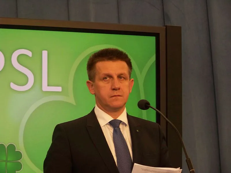 Poseł Bury czuje się osaczony. Nie pisze e-maili, nie wysyła sms-ów