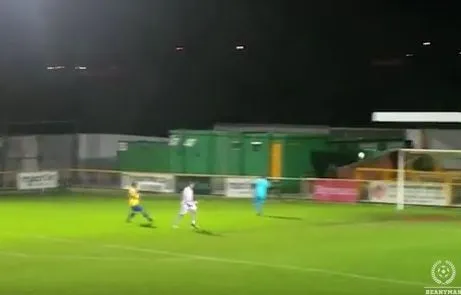 Takiego samobója jeszcze nie było! Wszystko przez wiatr. WIDEO