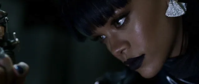 Rihanna zaprasza do tajemniczego, czwartego pokoju [WIDEO]