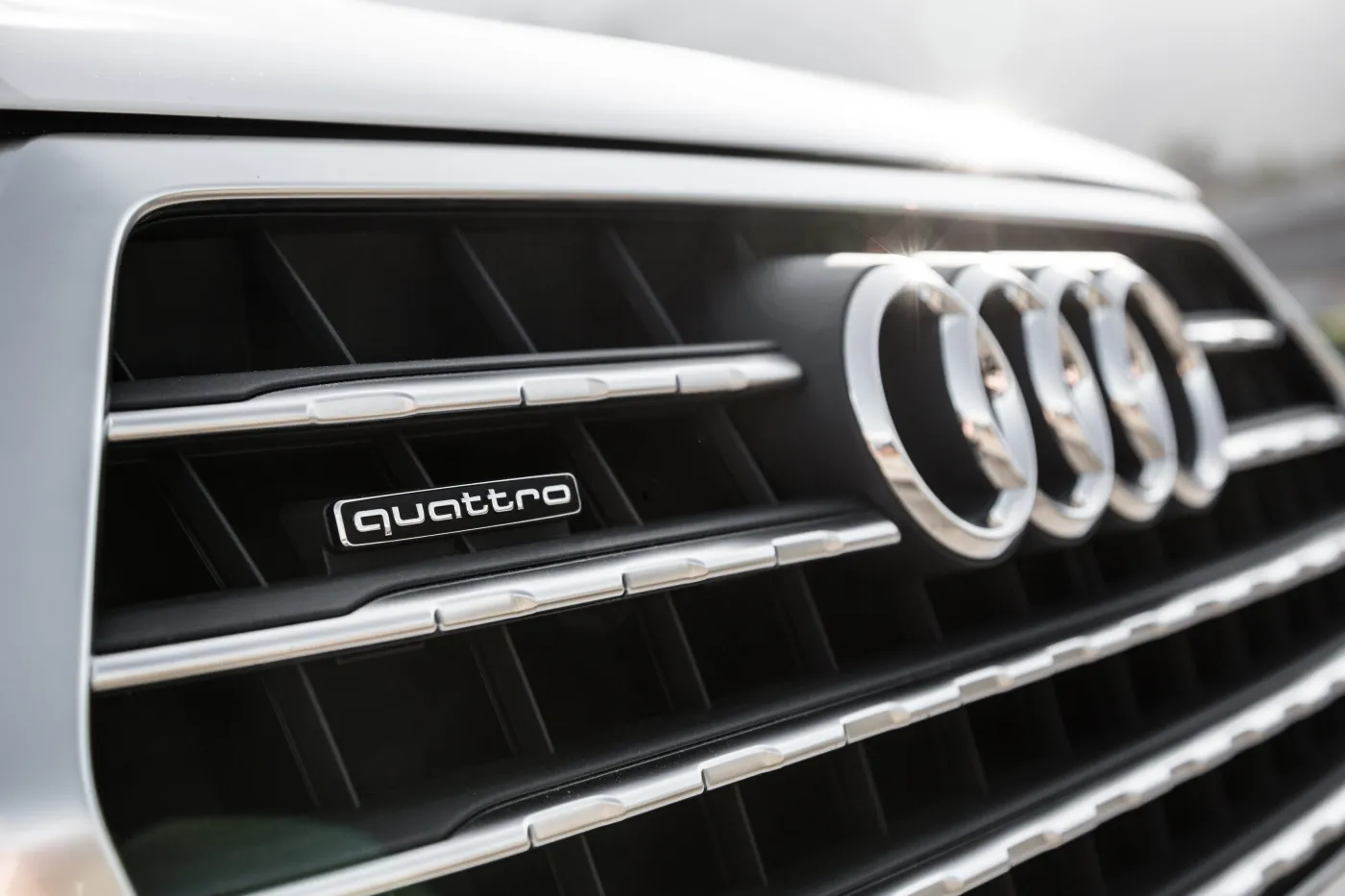 Nowy SUV Audi przejedzie ponad 500 km na jednym ładowaniu