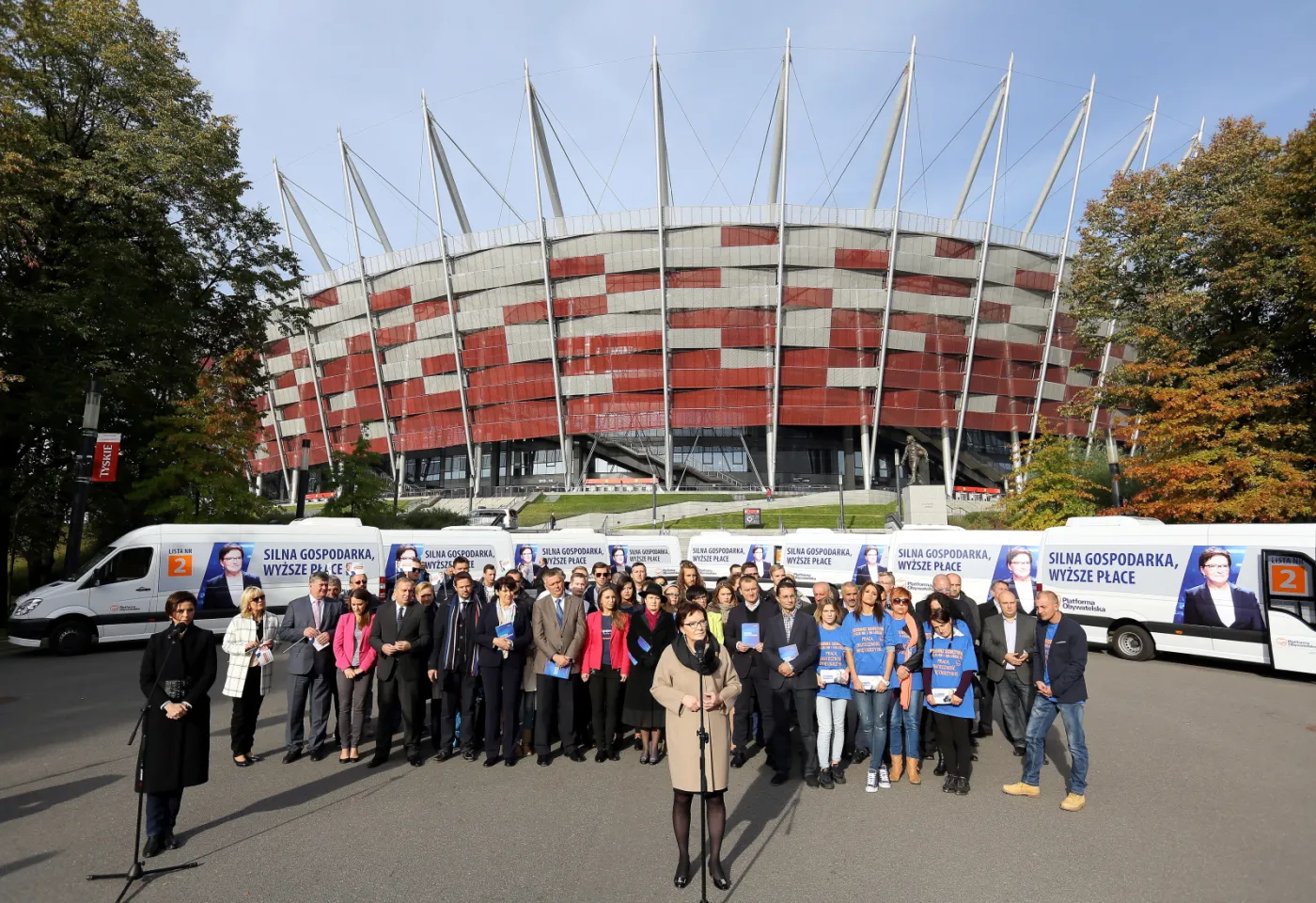8273892-premier-ewa-kopacz-podczas-konferencji.jpg