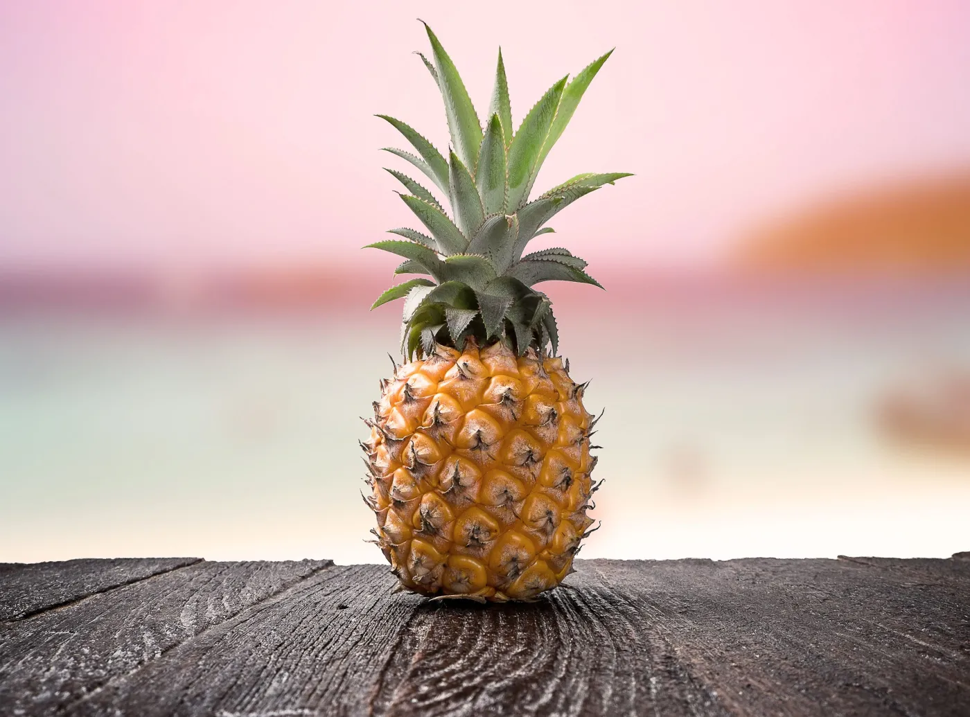 8341396-ananas.jpg
