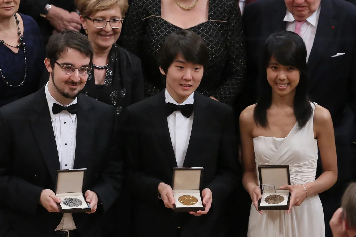 8351937-laureaci-i-ii-i-iii-nagrody-seong-jin.jpg