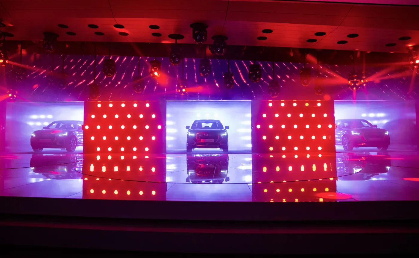 Nowe audi Q2 skradło show. Najtańszy SUV zaskoczył rewolucyjną stylistyką. Mamy ZDJĘCIA