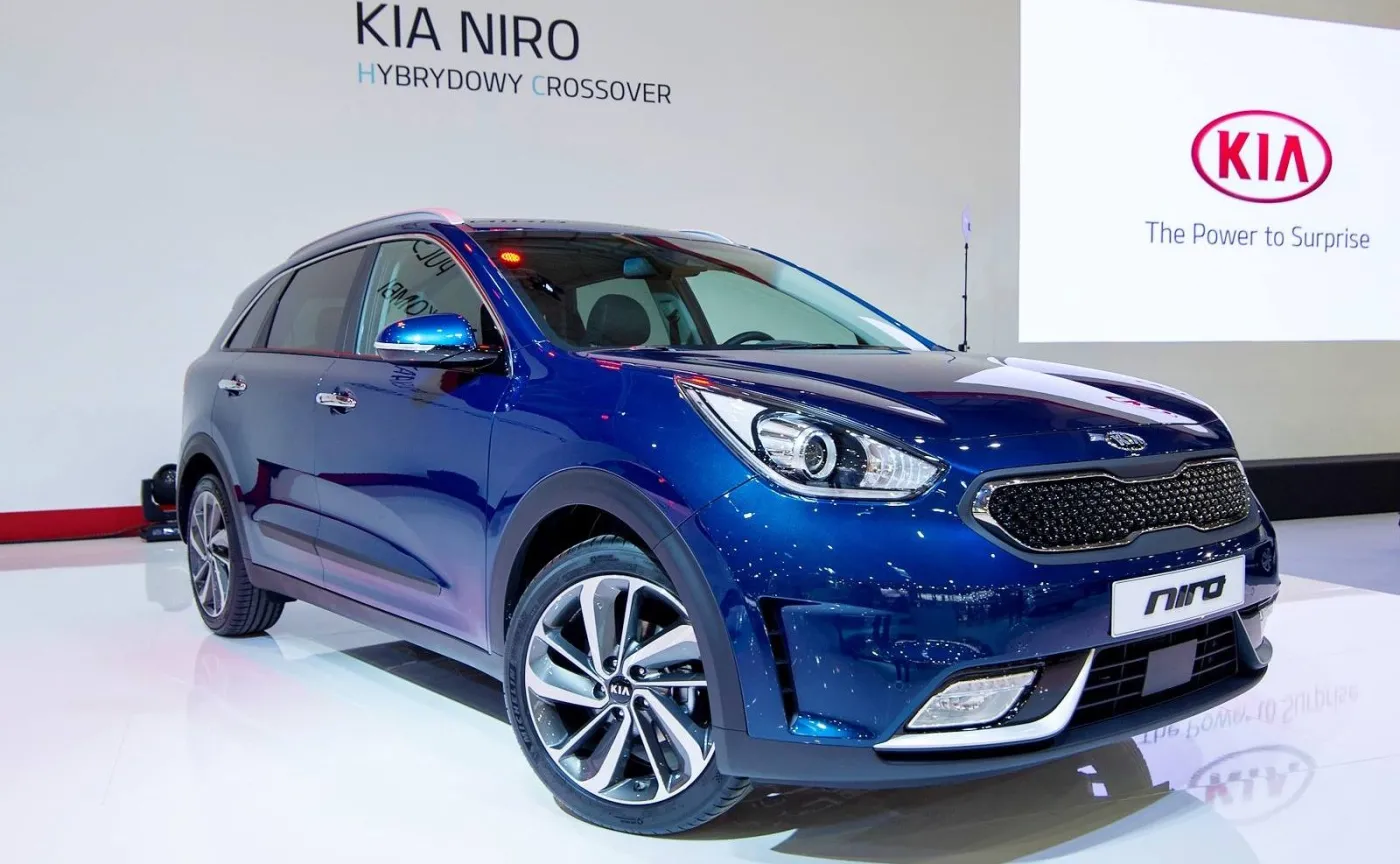 8923730-kia-niro.jpg