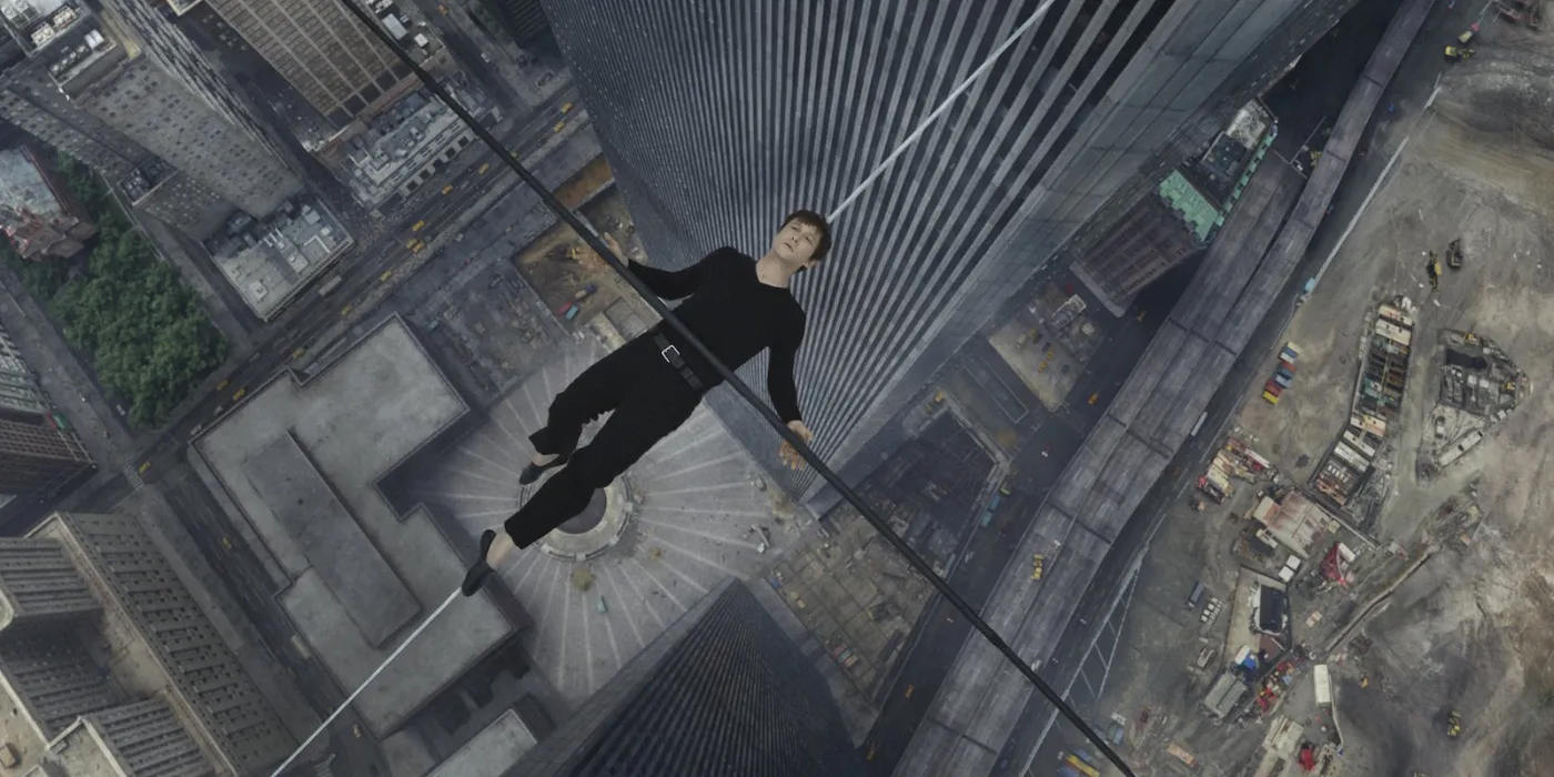 "The Walk. Sięgając chmur": Spacer, który zapiera dech. RECENZJA DVD