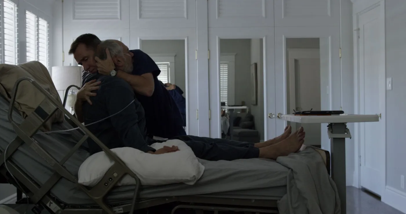 "Opiekun" wzrusza nawet krytyków. Tim Roth w życiowej roli [WIDEO]