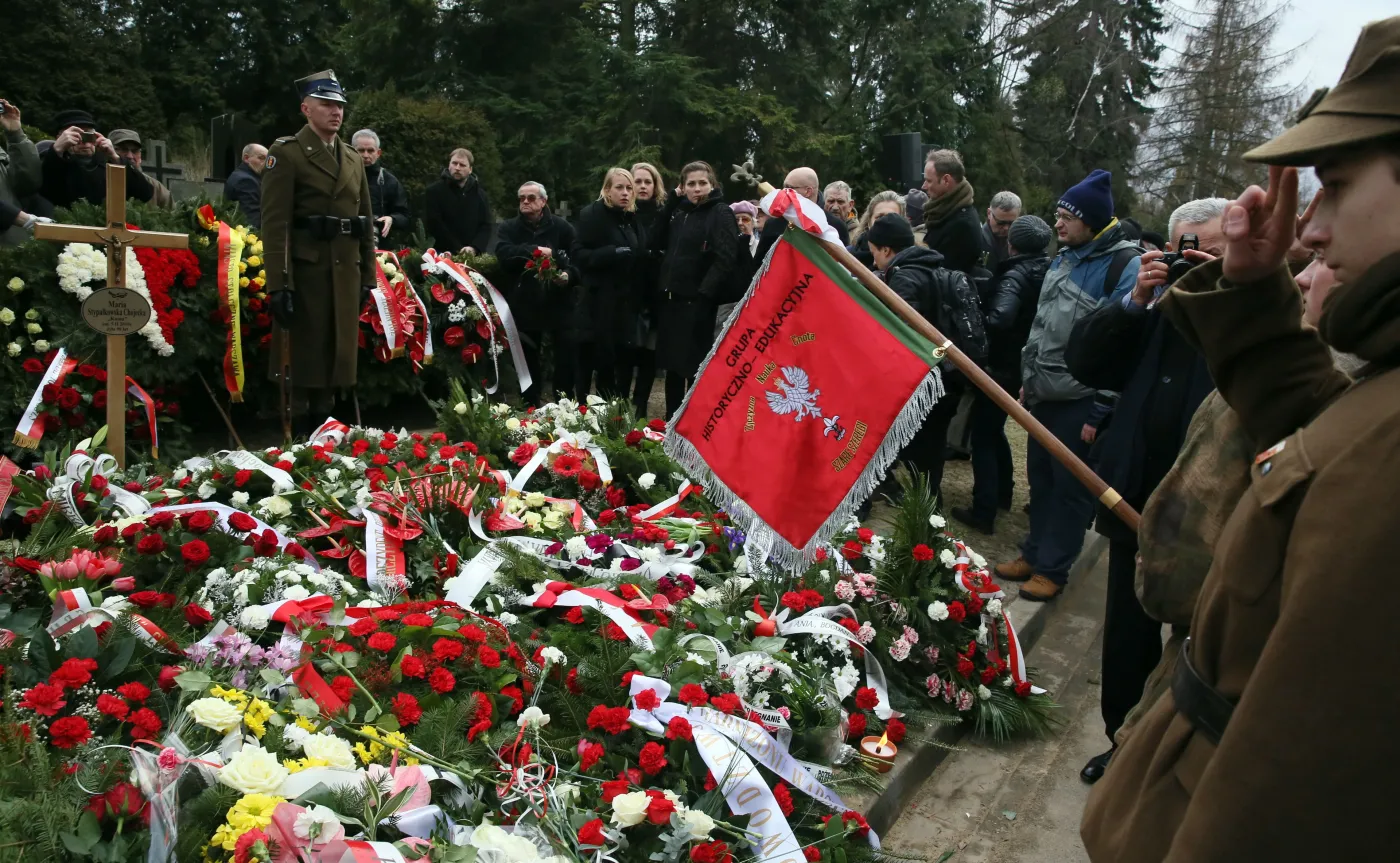 8741521-maria-stypulkowska-chojecka-laczniczka.jpg