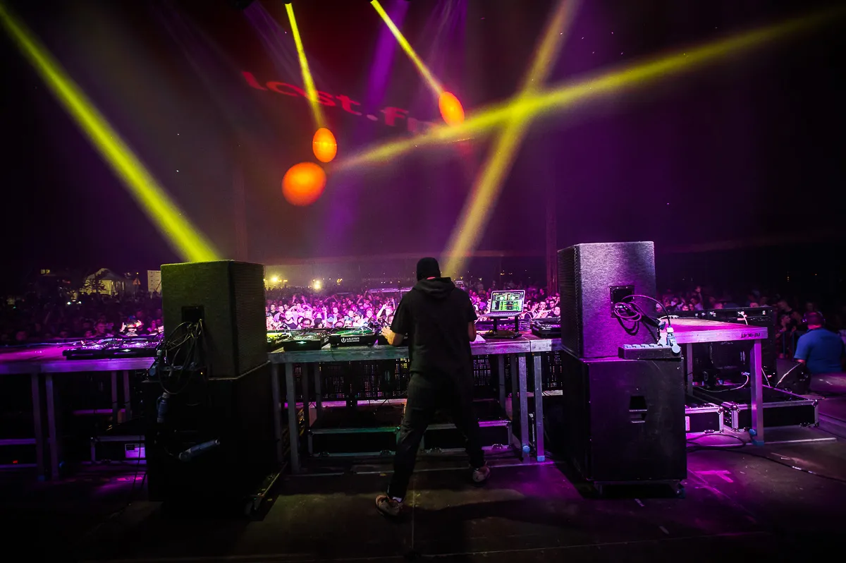 9327225-jaguar-skills-na-festiwalu-audioriver.jpg