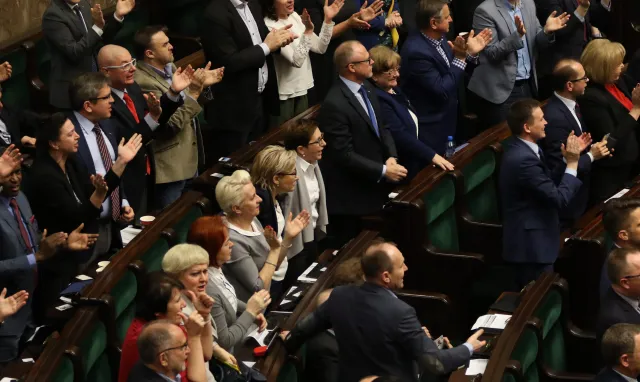 Gdzie się podziała kamera na sali sejmowej? "Może chodziło o to, żeby oko wielkiego brata nie dosięgło posłów PiS"