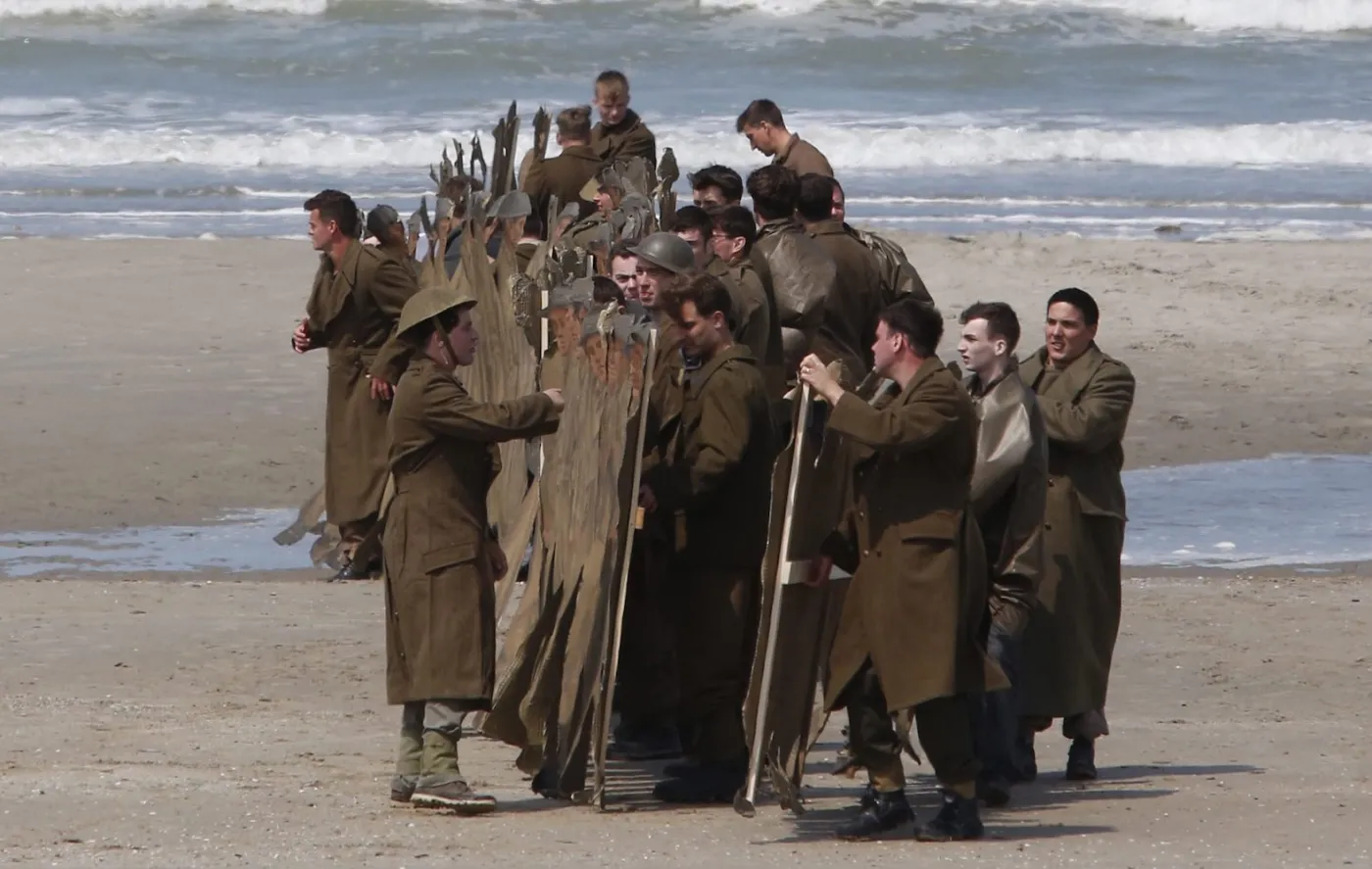 9083108-dunkirk.jpg
