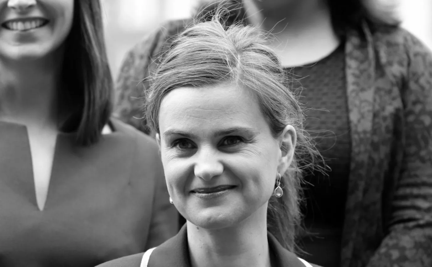 Wielka Brytania: Posłanka Partii Pracy Jo Cox zamordowana. Napastnik ją postrzelił i zaatakował nożem