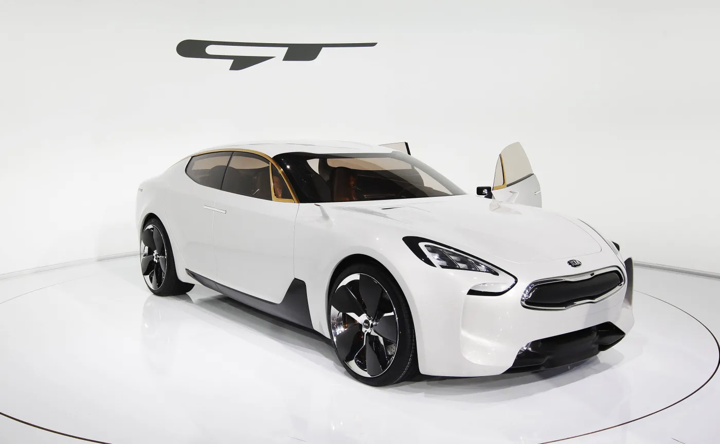 9698882-kia-gt.jpg