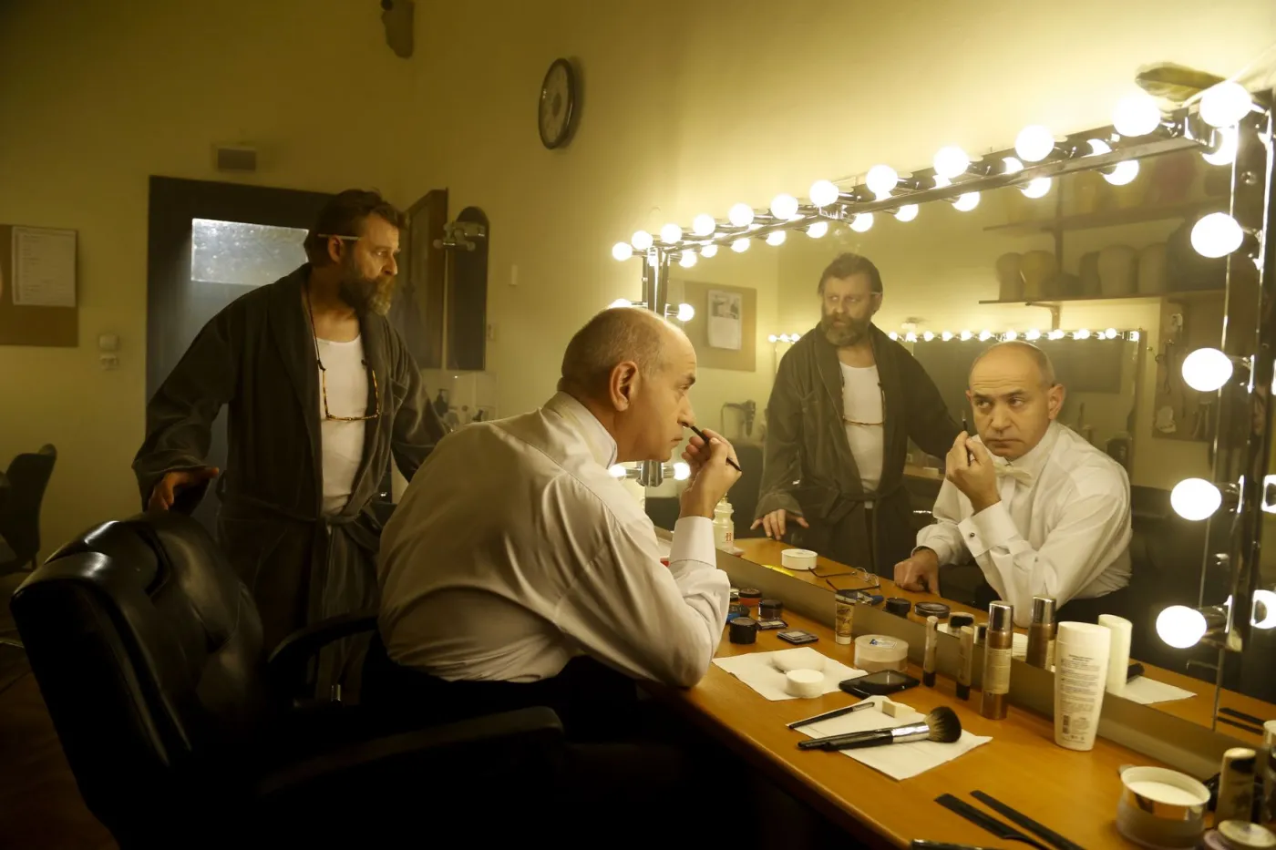 Karolak, Seweryn i Lubaszenko w nowym serialu TVP2 "Artyści"