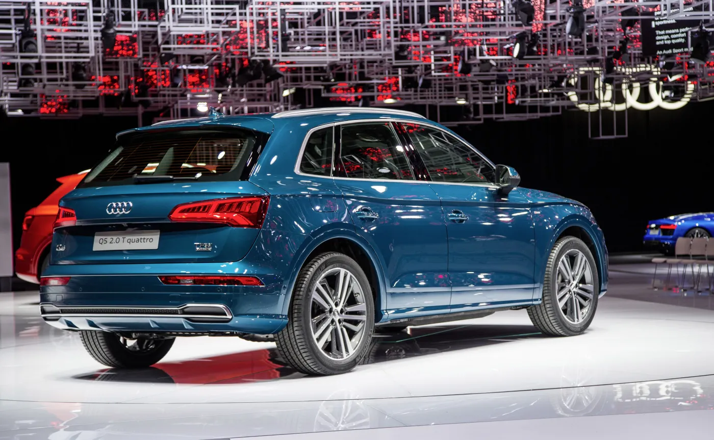 9488102-audi-q5.jpg