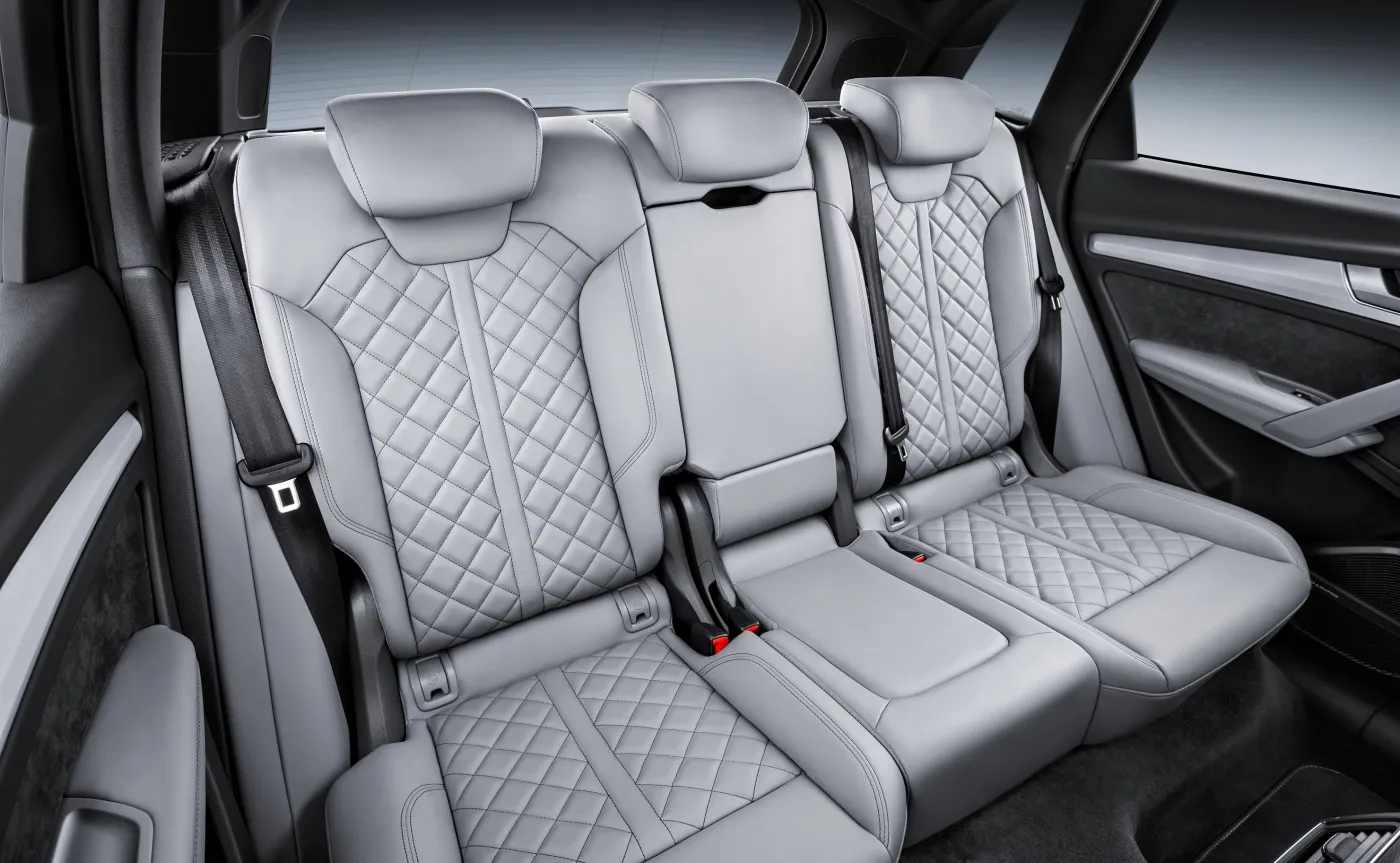 9488261-audi-q5.jpg