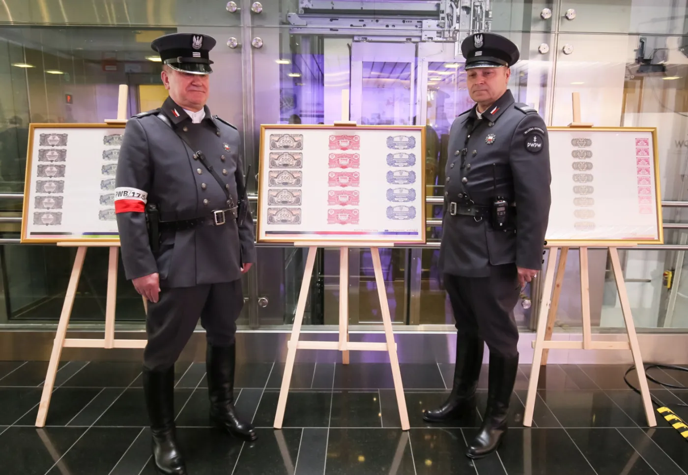 UNIKATOWE BANKNOTY Z SERII LUBELSKIEJ ZAPREZENTOWANE W POLSKIEJ WYTWÓRNI PAPIERÓW WARTOŚCIOWYCH