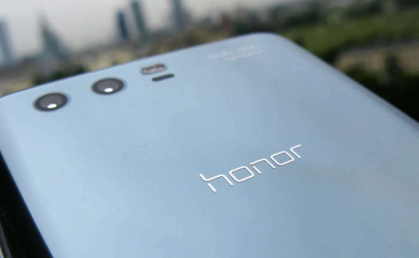 10366893-honor-9.jpg