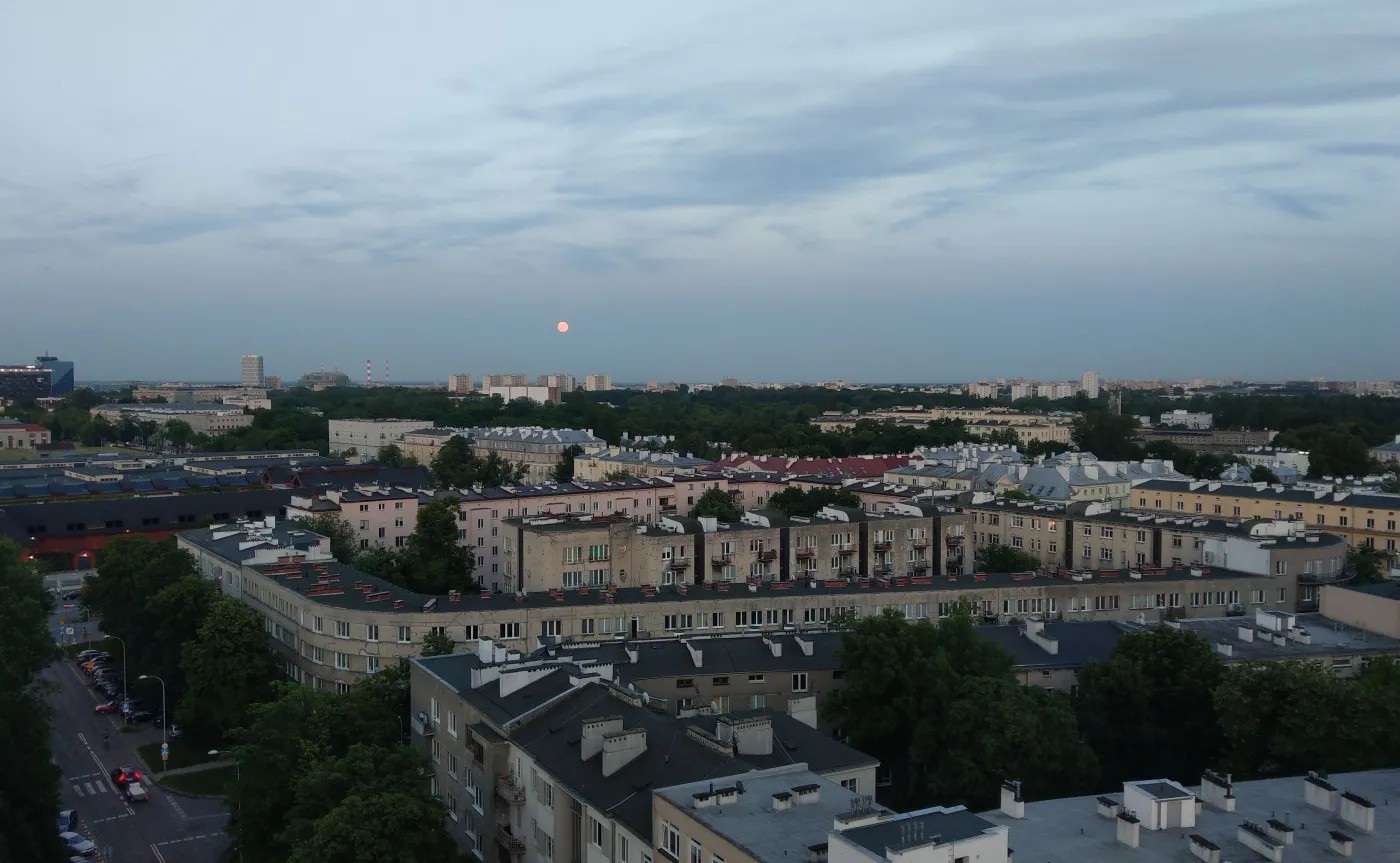 Zdjęcie zrobione aparatem w telefonie HTC U11 o godz. 20:56