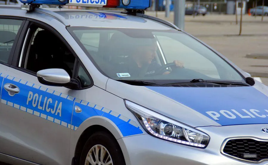 Gokart wciągnął szal. Kobieta doznała bardzo poważnych obrażeń