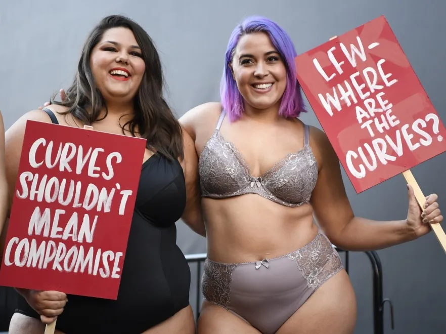 10780133-protest-modelek-plus-size-na-tygodniu.jpg