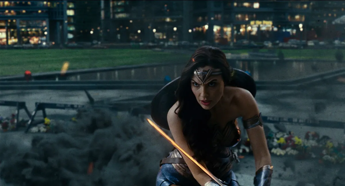 10557800-gal-gadot-w-filmie-liga-sprawiedliwosci.jpg