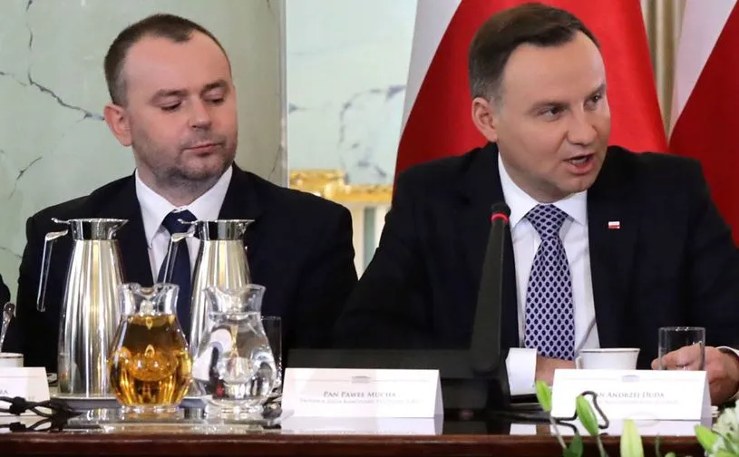 Zastępca szefa Kancelarii Prezydenta RP Paweł Mucha i prezydent Andrzej Duda