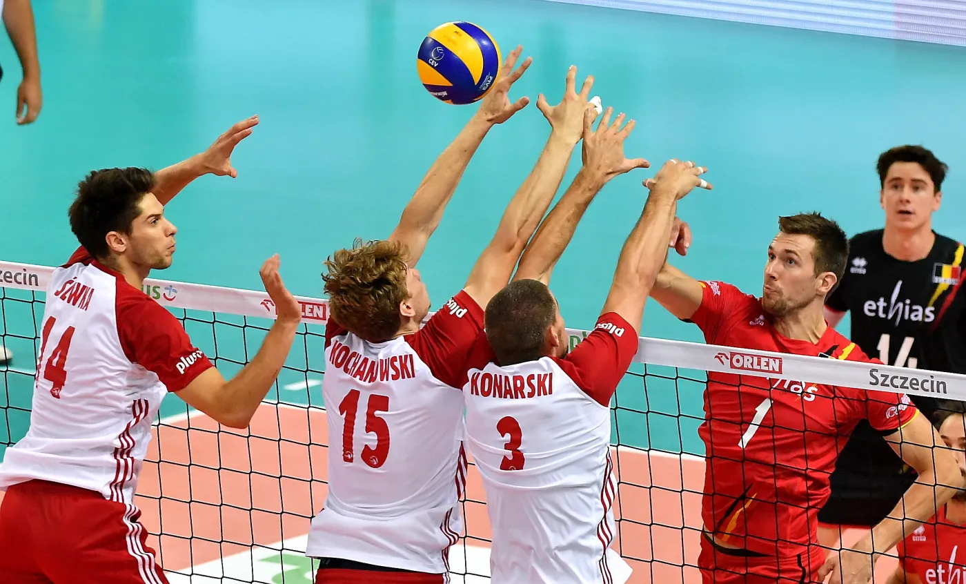 Aleksander Śliwka (L), Jakub Kochanowski (2L) i Dawid Konarski (2P)